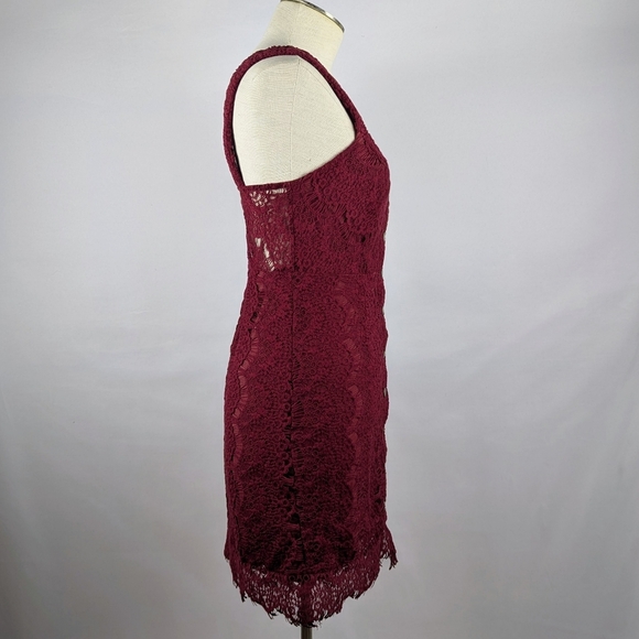 Free People Mini Bodycon Lace Crochet  Sleeveless Sweetheart Neck Wine S NWT - Picture 6 of 12
